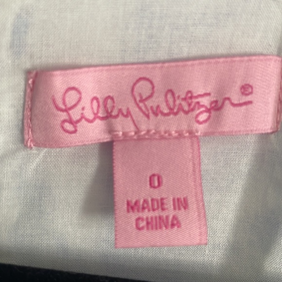 Lilly Pulitzer - Picture 3 of 7
